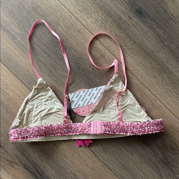 EastNWest Label UO Exclusive Sequin Bralette- Medium - Picture 4 of 6